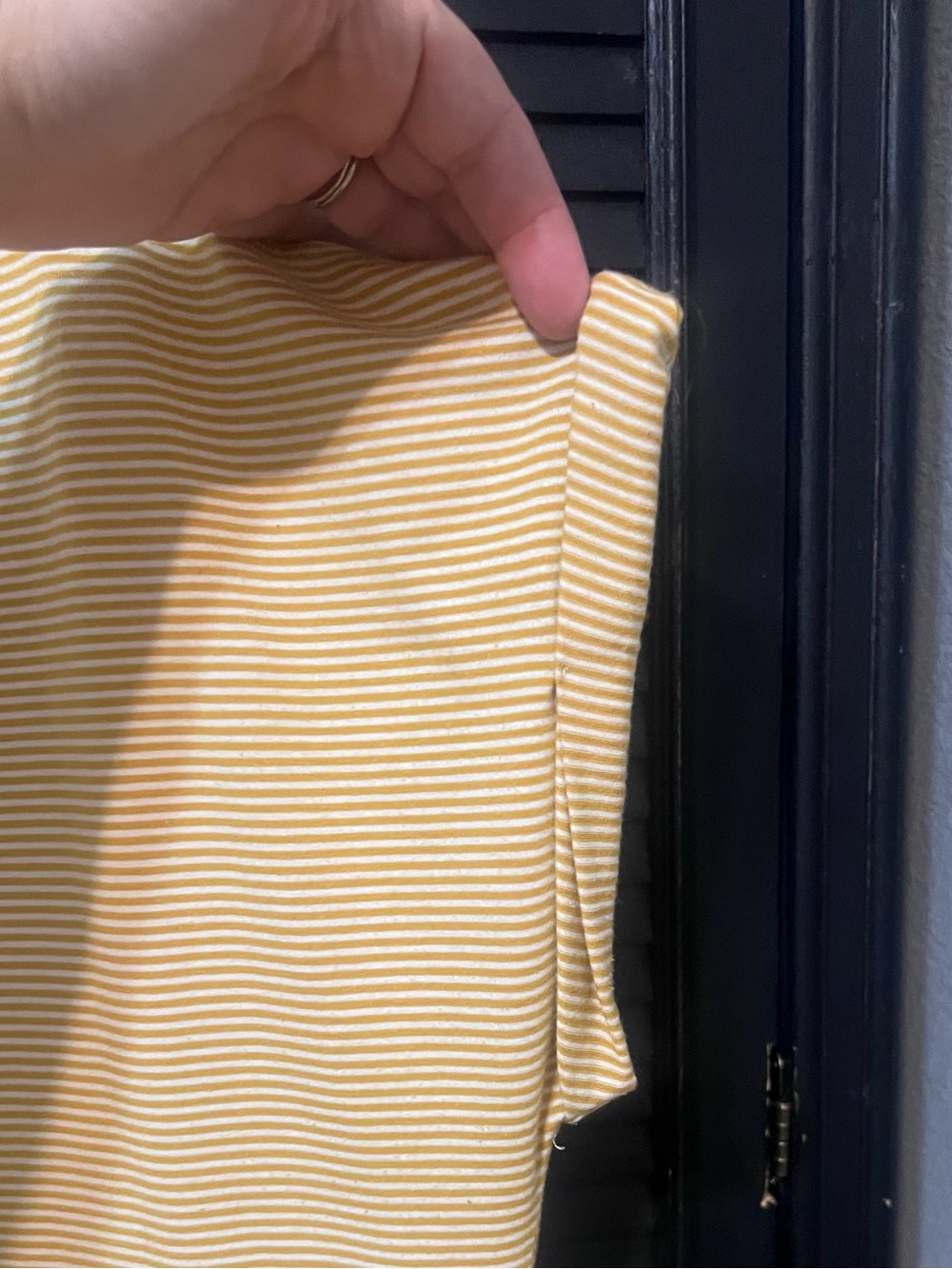 Ellison Yellow and White Striped V-Neck Short Sleeve Tee Sz L - Picture 5 of 7